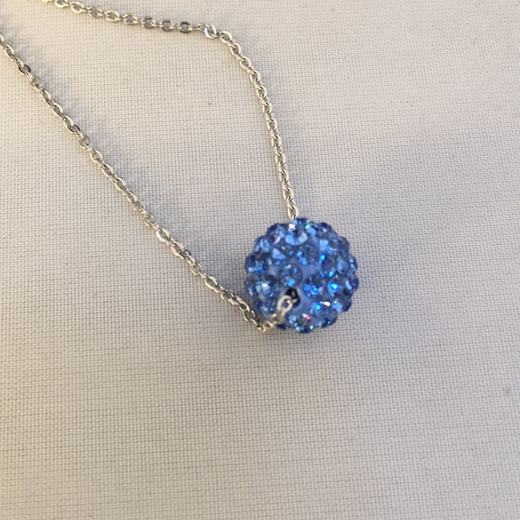 New! Floating Disco Ball Necklace - Picture 4 of 6